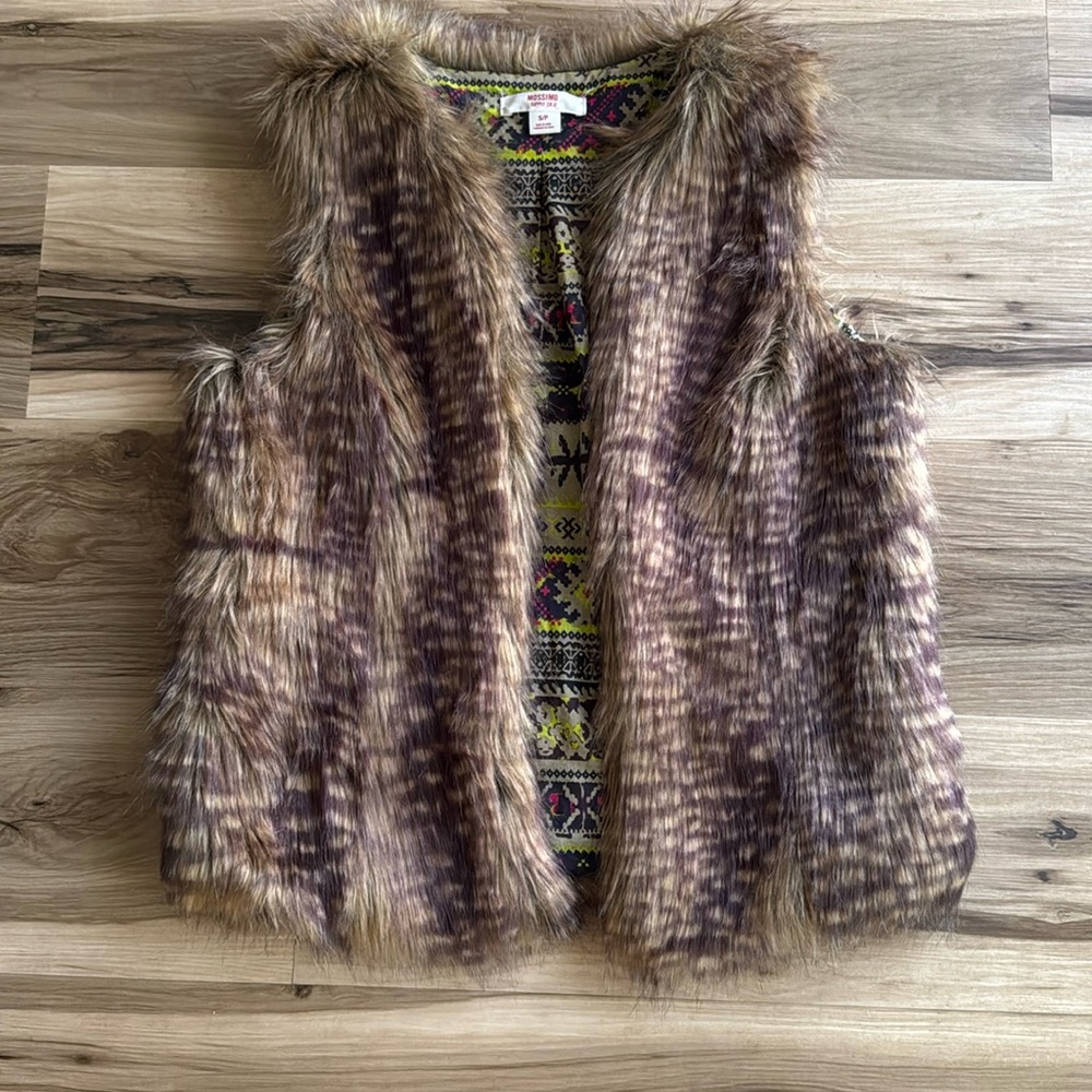Women’s Mossimo Supply Co Faux Fur Western Vest